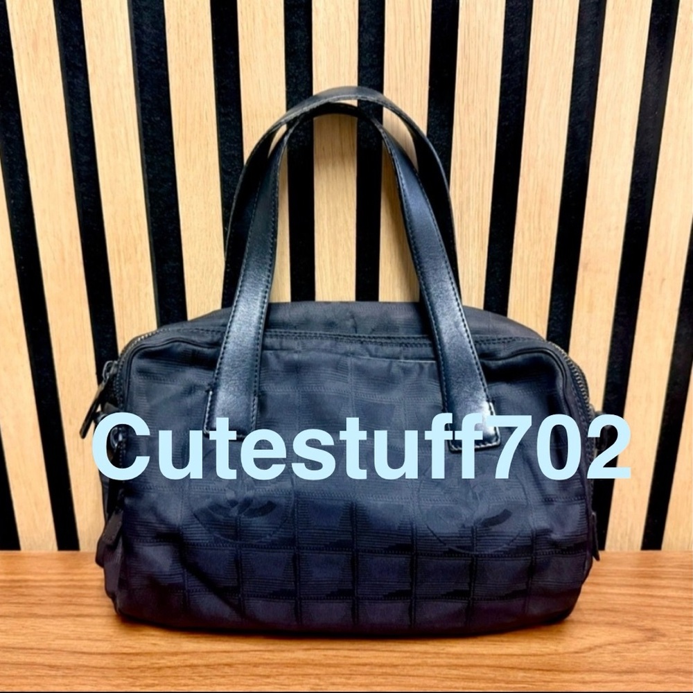 1/59 wins the LV bag! $25 Off $75! Must be used in that show! READ RULES! - Picture 11 of 16